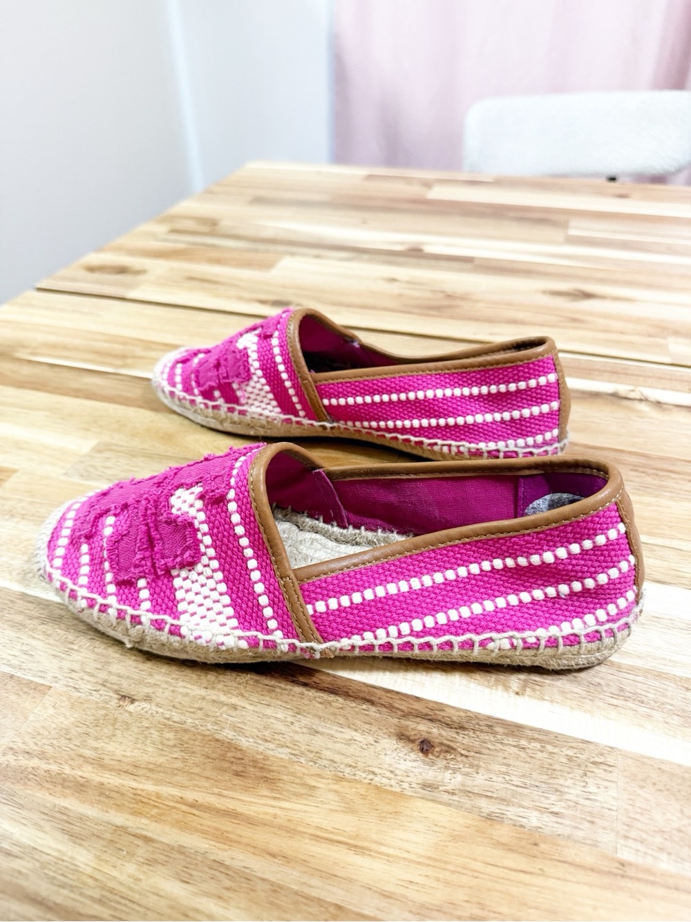 Tory Burch Shaw Espadrille in Hibiscus Flower / Royal Tan  Pink Braided Jute - Picture 5 of 9